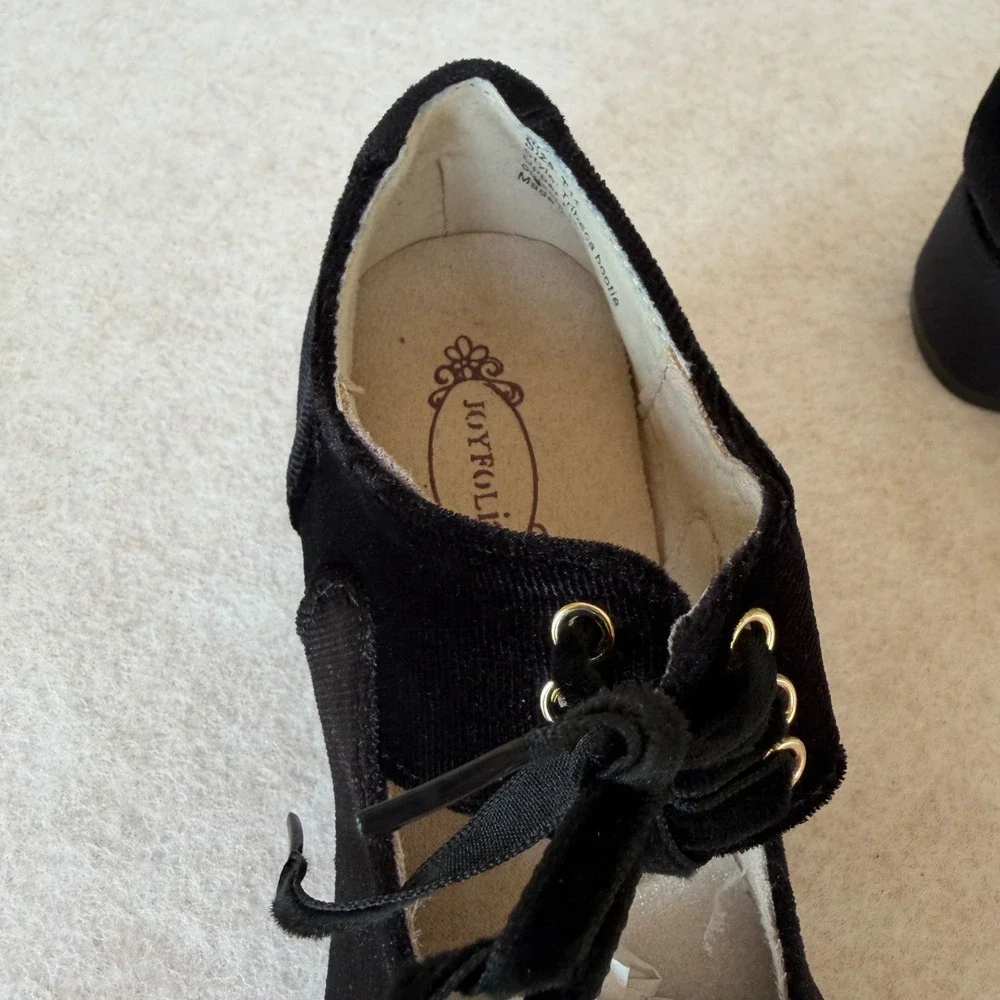 Joyfolie Tribeca Black Velvet Crystal Embellished Block Heels Kids Size 11 NEW